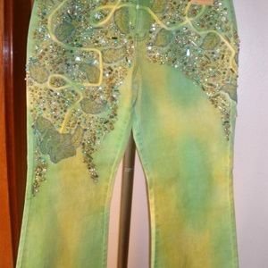 NWT YY JEAN CAPRIS HAND EMBELLISHED W/BEADS SZ MED